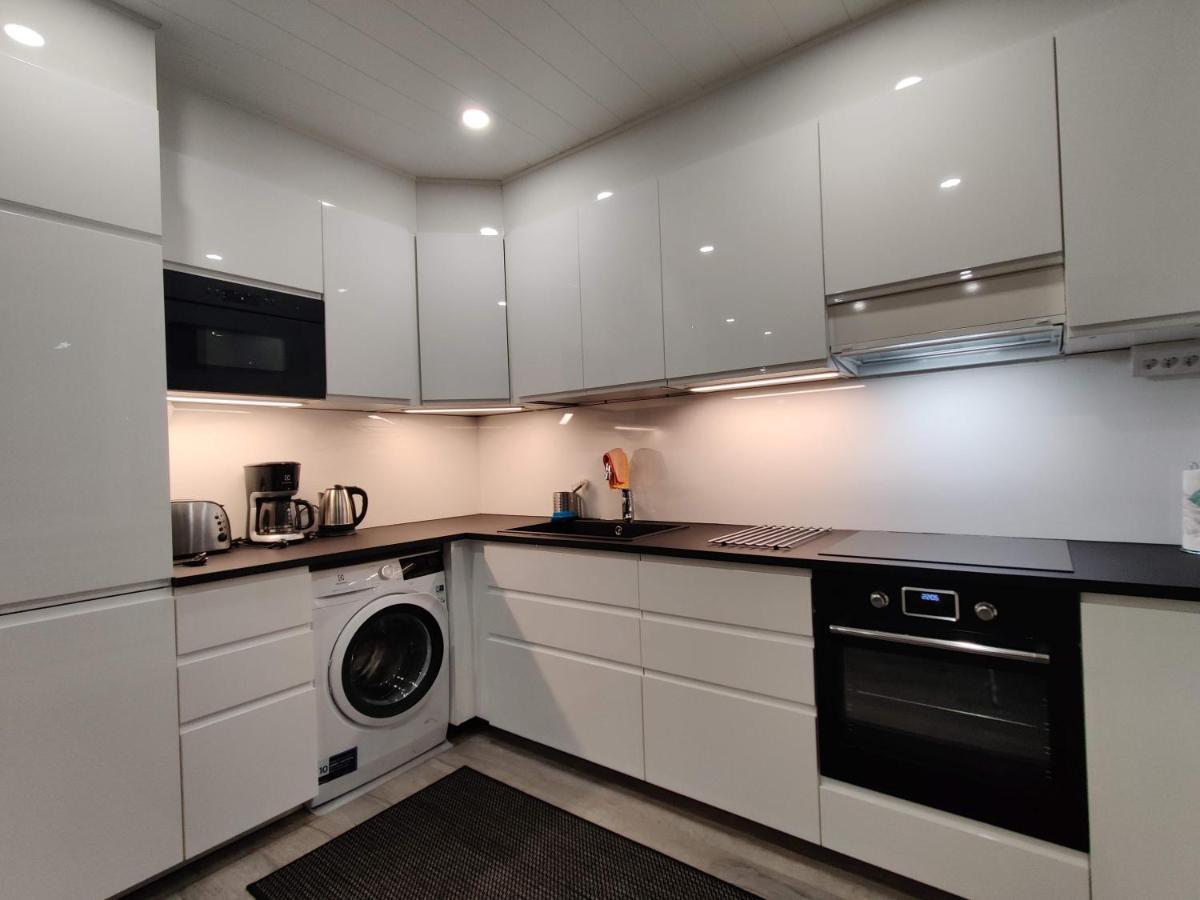 Alexi Apartments - Newly Renovated Apt In The Heart Of The City Near To Railway Station And Nokia Arena Tampere Buitenkant foto